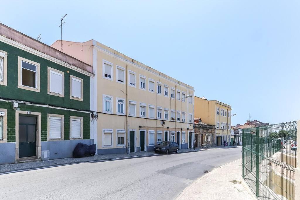 Vita Portucale ! Bright Campo Ourique W/ Terrace Lisboa Exteriér fotografie